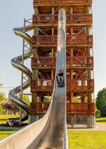 Rutschenturm im Elbauenpark - Riesiger Spaß mit Kribbeln im Bauch